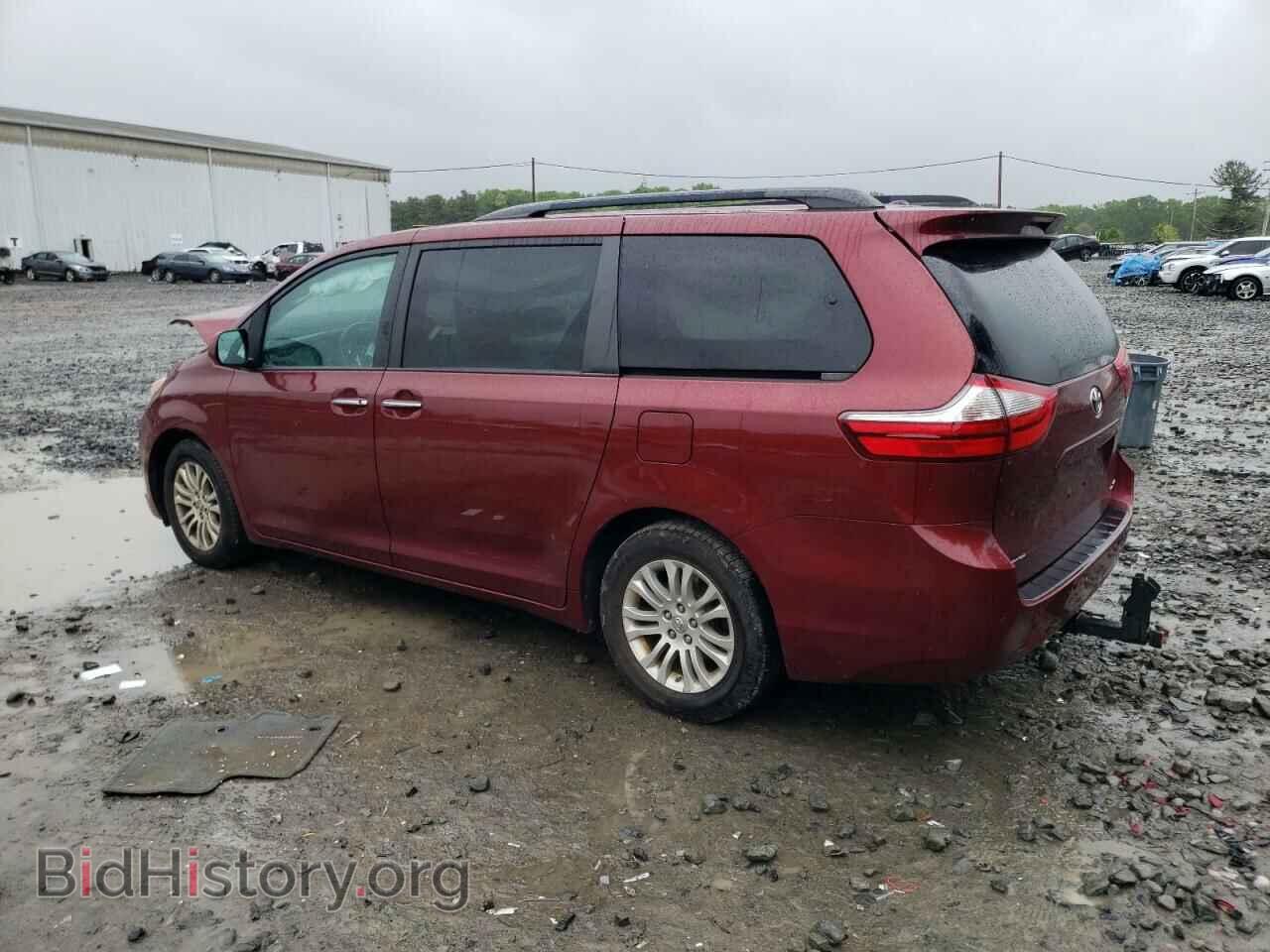 2017 TOYOTA All Models - VIN: 5TDYZ3DC1HS811121 - Фото 2