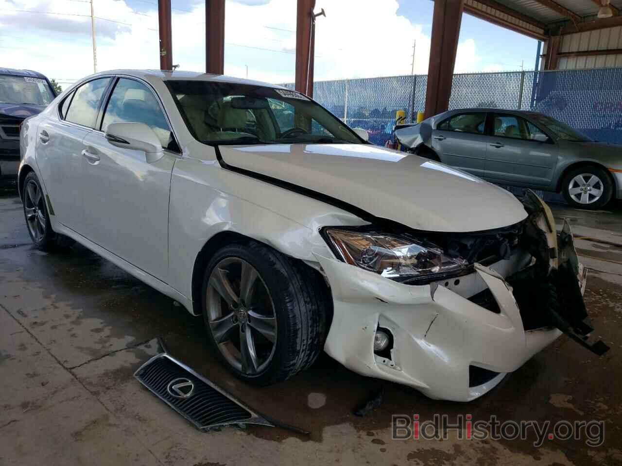 Photo JTHBF5C27B2100765 - LEXUS IS 2011