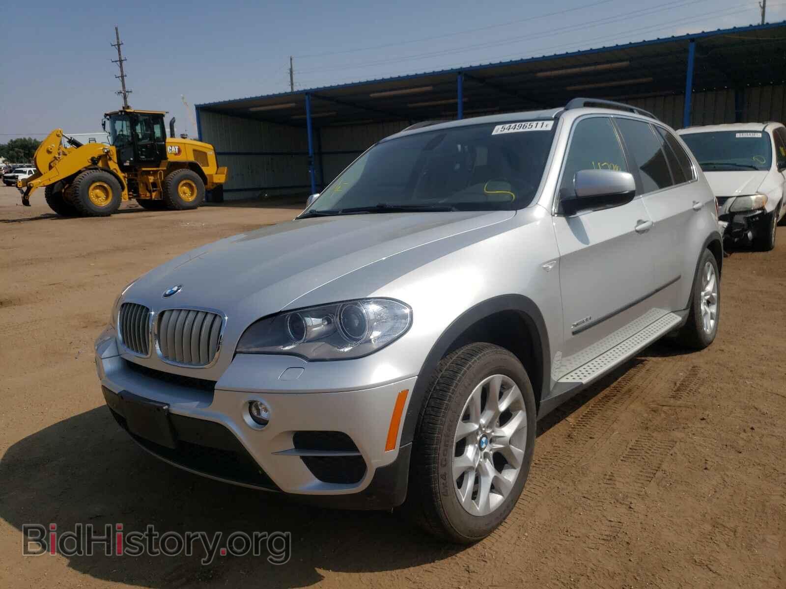 2013 BMW X5 - VIN: 5UXZV4C58D0B09255 - Фото 2