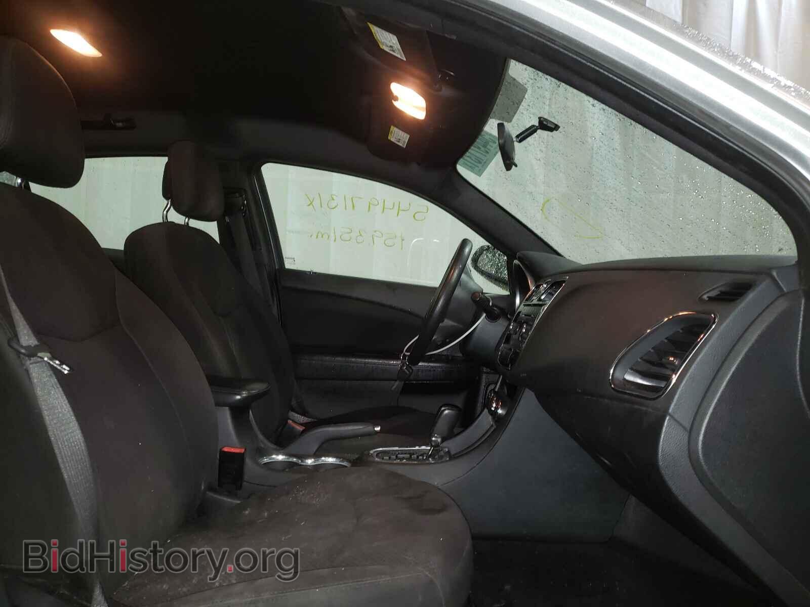2012 CHRYSLER 200 - VIN: 1C3CCBAB5CN273477 - Фото 5