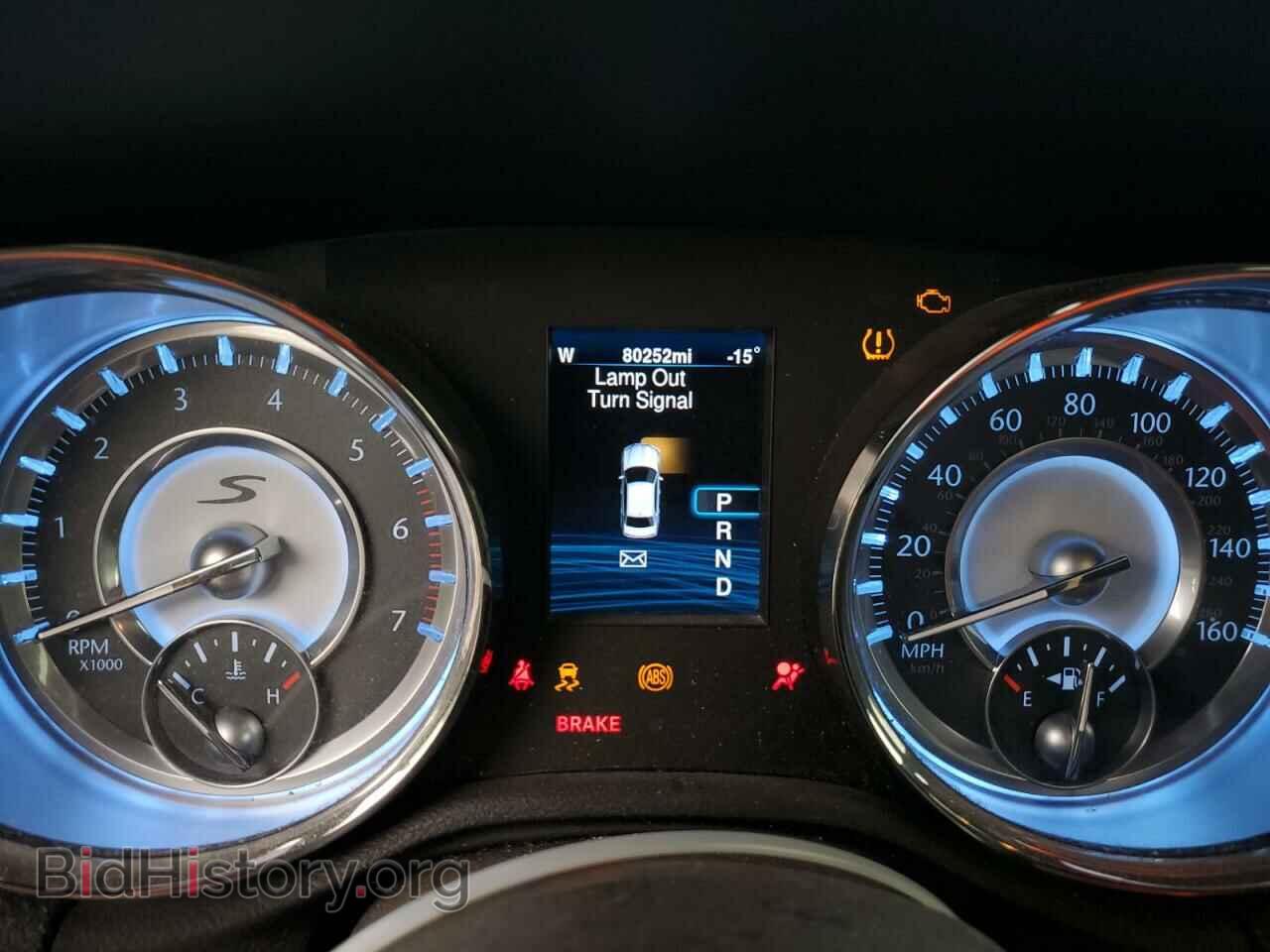2013 CHRYSLER 300 - VIN: 2C3CCABT5DH595211 - Фото 9