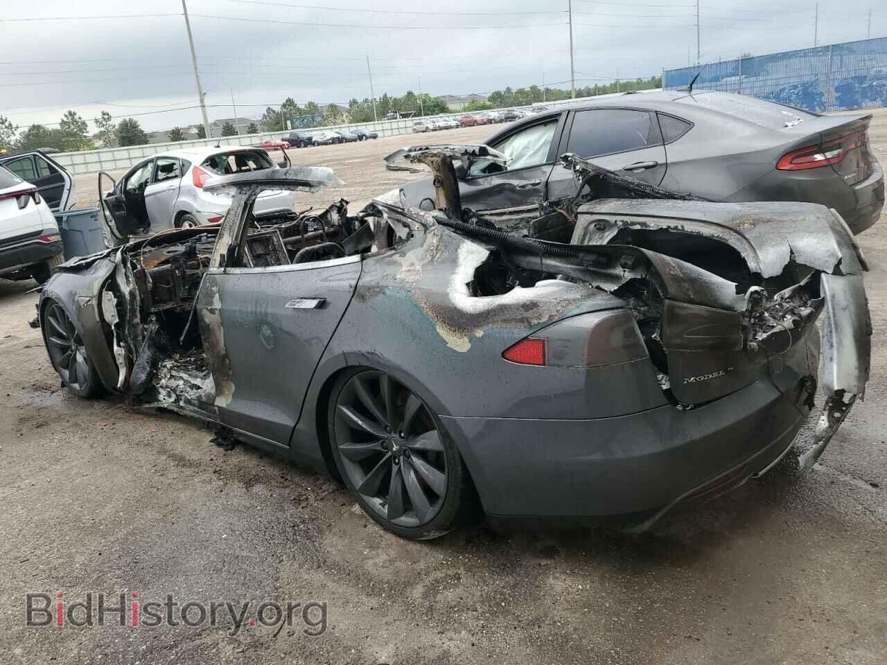 2014 TESLA MODEL S - VIN: 5YJSA1S18EFP32032 - Photo 2