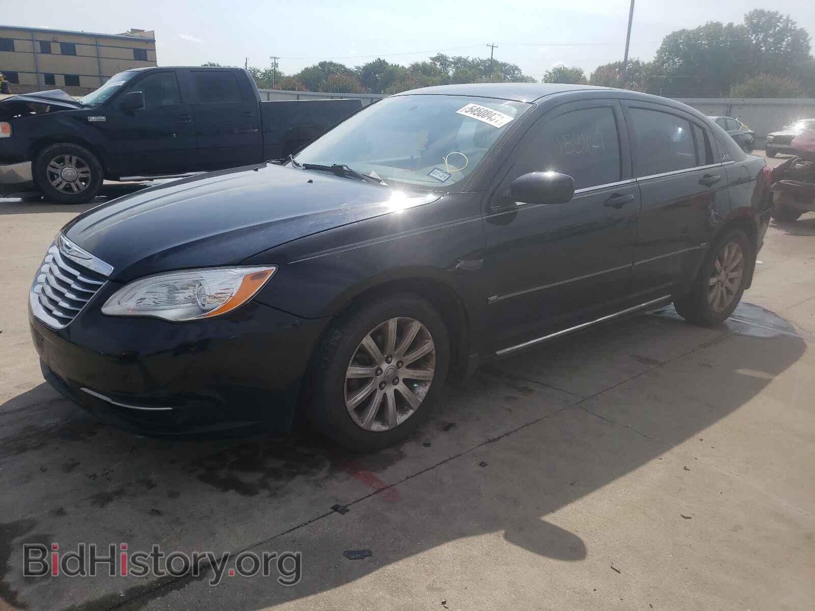 2012 CHRYSLER 200 - VIN: 1C3CCBBBXCN107230 - Фото 2
