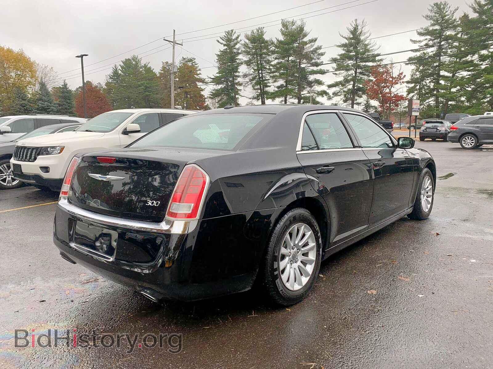 2012 CHRYSLER 300 - VIN: 2C3CCAAG4CH290561 - Фото 3
