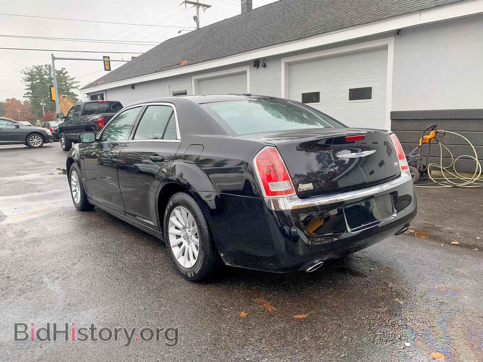 2012 CHRYSLER 300 - VIN: 2C3CCAAG4CH290561 - Фото 4