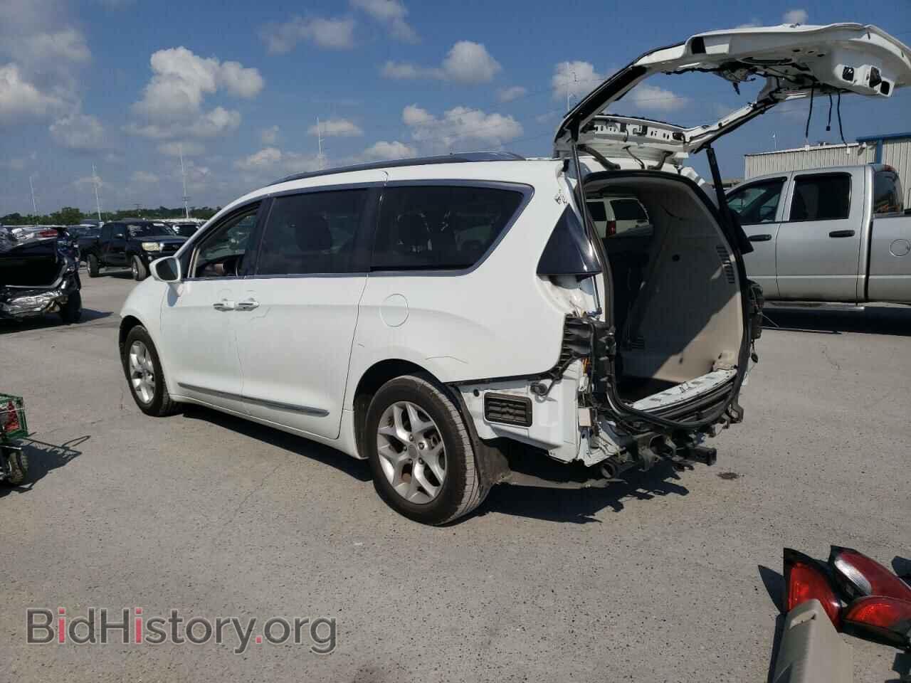 2017 CHRYSLER PACIFICA - VIN: 2C4RC1EG4HR530936 - Photo 2