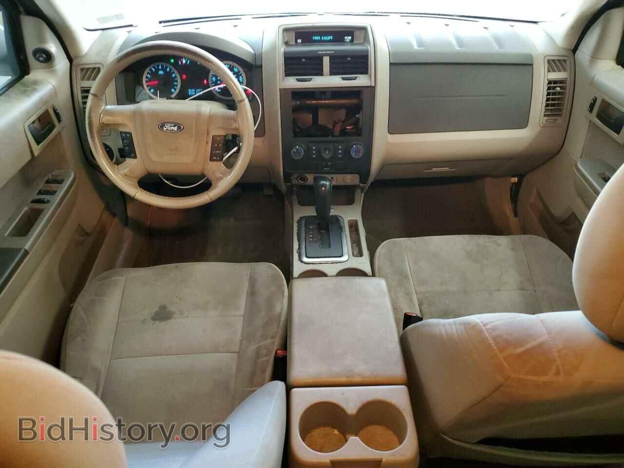 2011 FORD ESCAPE - VIN: 1FMCU0D75BKC12873 - Фото 8