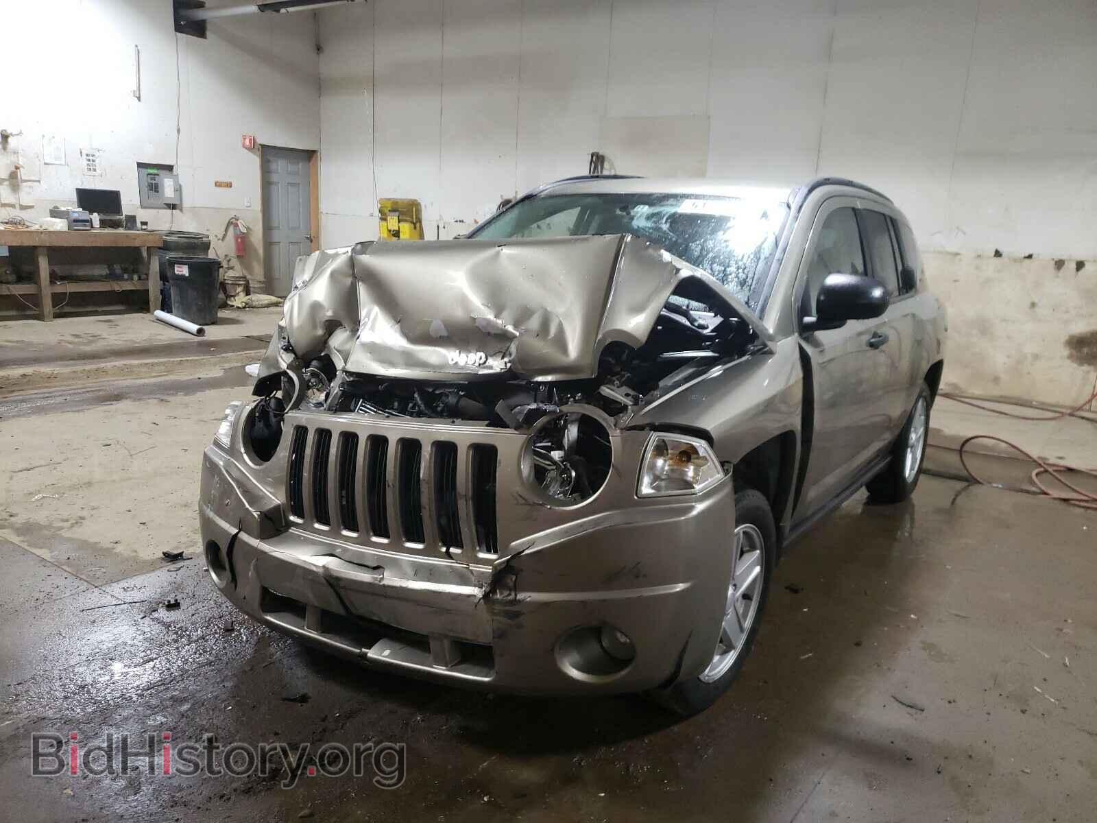 2007 JEEP COMPASS - VIN: 1J8FF47W07D134920 - Фото 2