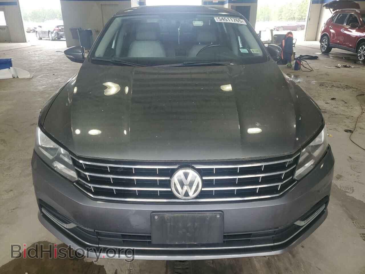 2017 VOLKSWAGEN PASSAT - VIN: 1VWBT7A3XHC008129 - Фото 5