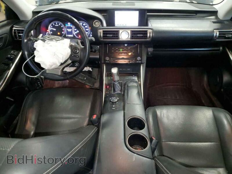 2014 Lexus IS (VIN JTHBE1D22E5005348) — фото 8 из 13