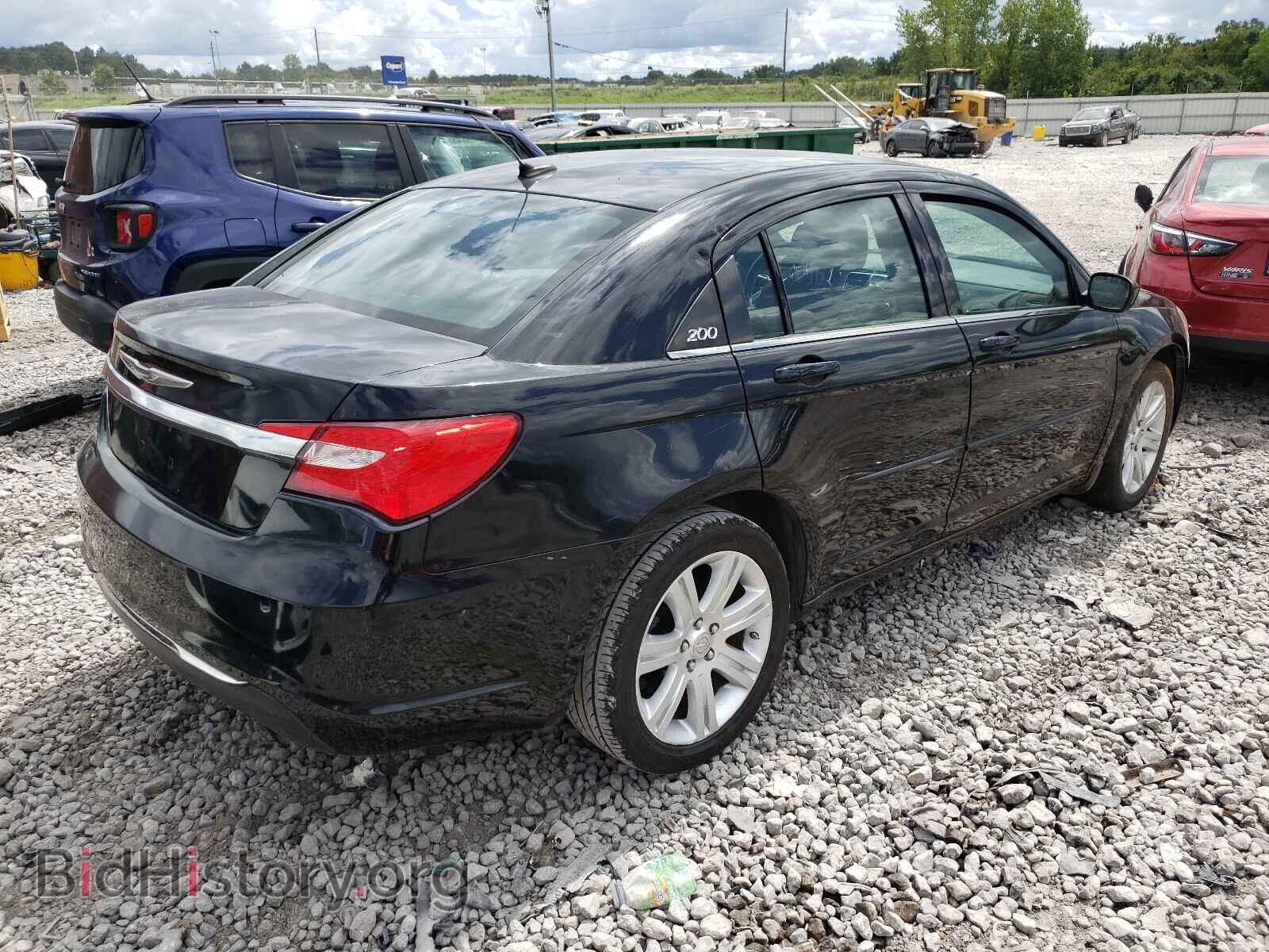 2013 CHRYSLER 200 - VIN: 1C3CCBBB6DN656683 - Фото 4