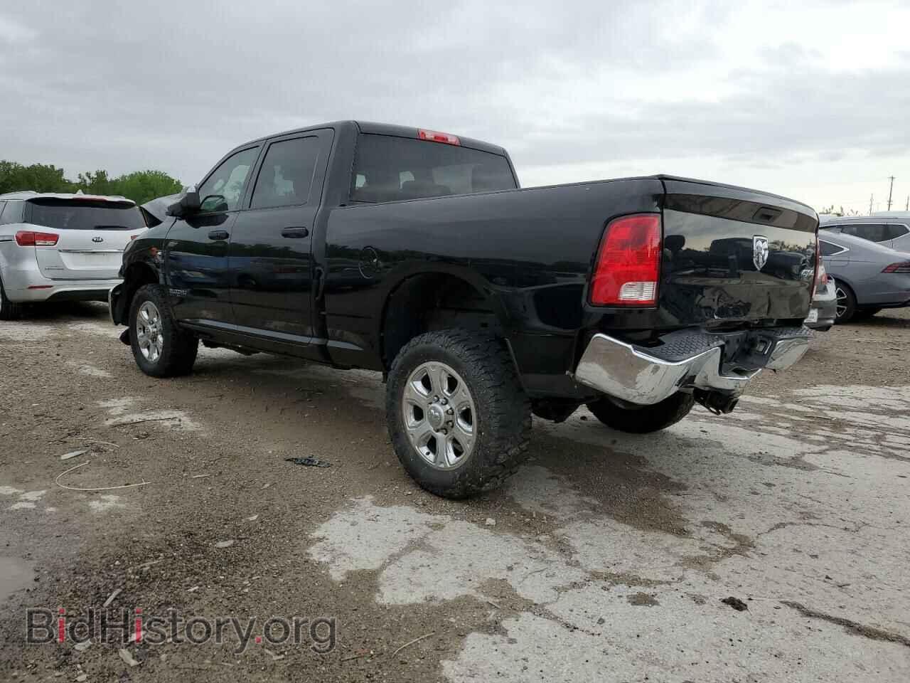 2014 RAM All Models - VIN: 3C6UR5CL2EG106776 - Фото 2