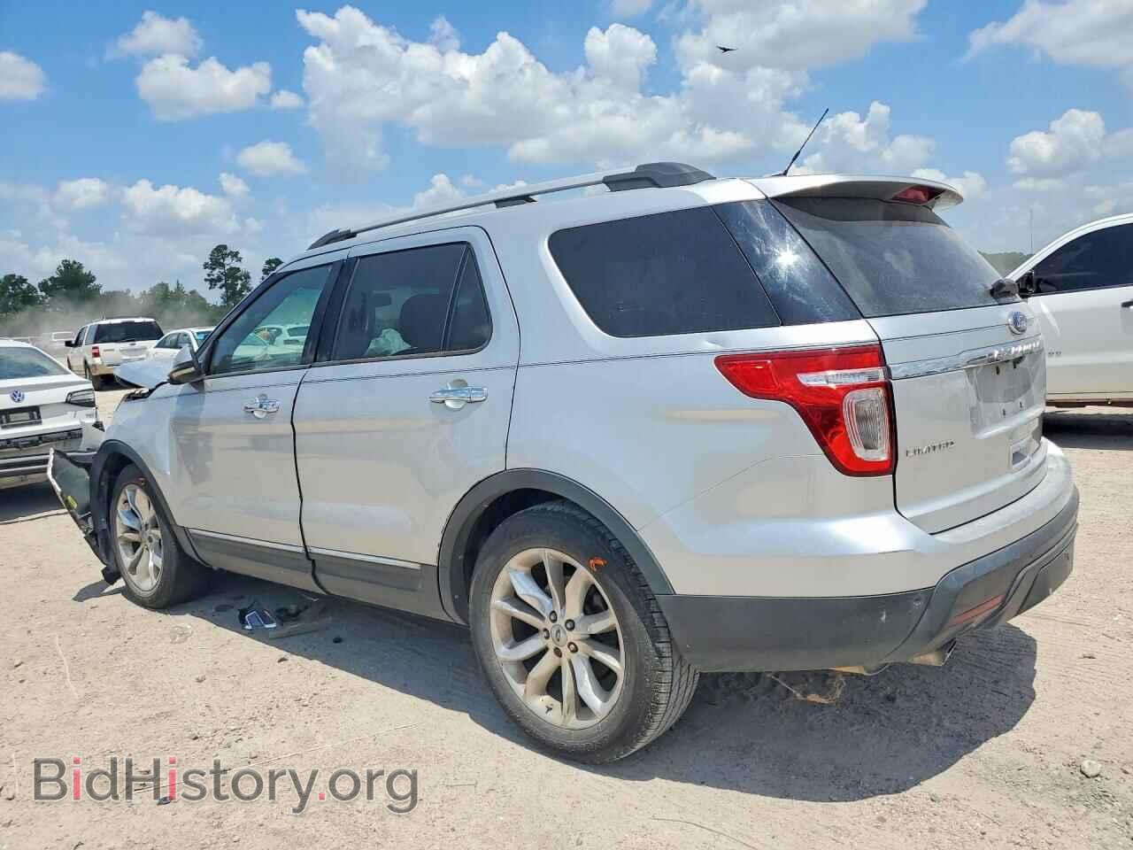 2011 FORD EXPLORER L - VIN: 1FMHK7F83BGA60718 - Photo 2