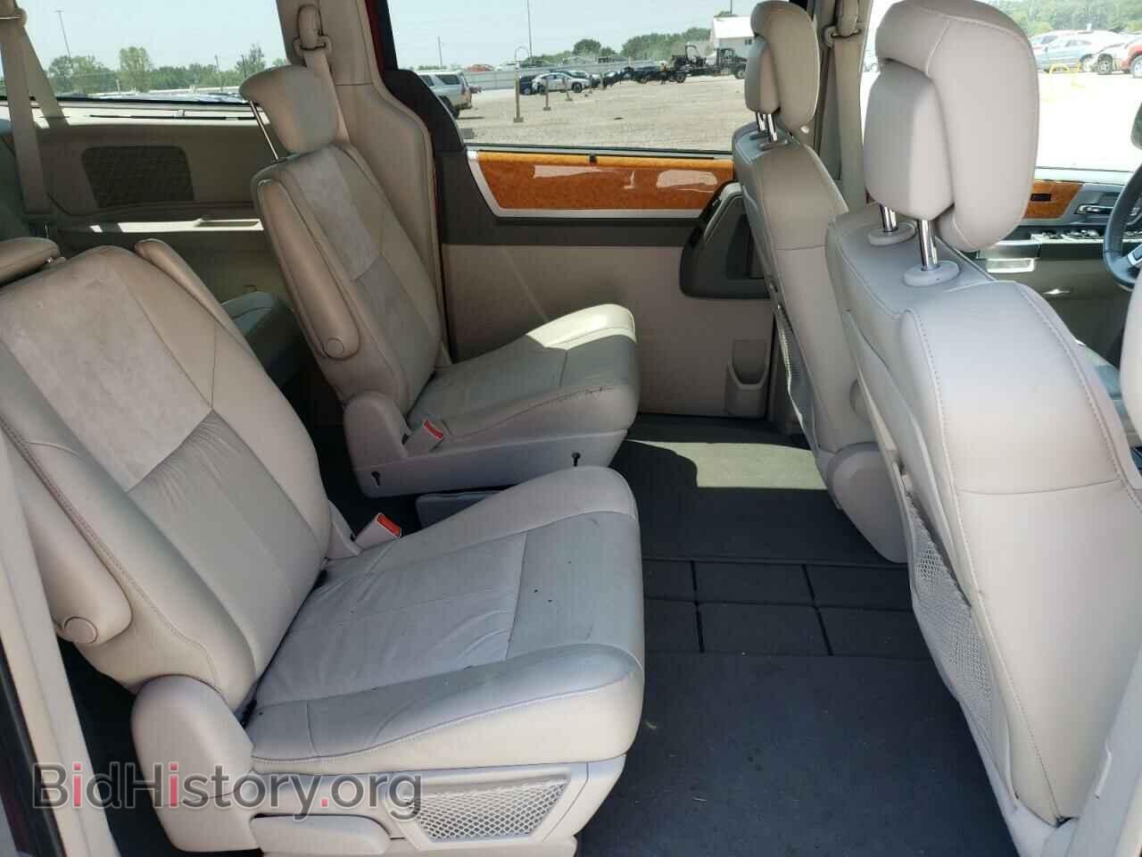 2010 CHRYSLER MINIVAN - VIN: 2A4RR7DX5AR376871 - Photo 6