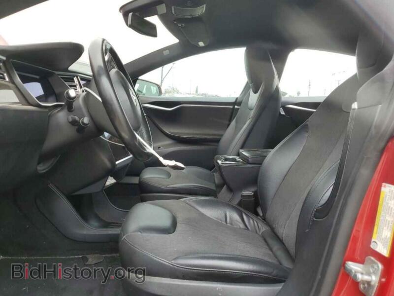 2016 Tesla MODEL S (VIN 5YJSA1E18GF131881) — photo 7 of 15