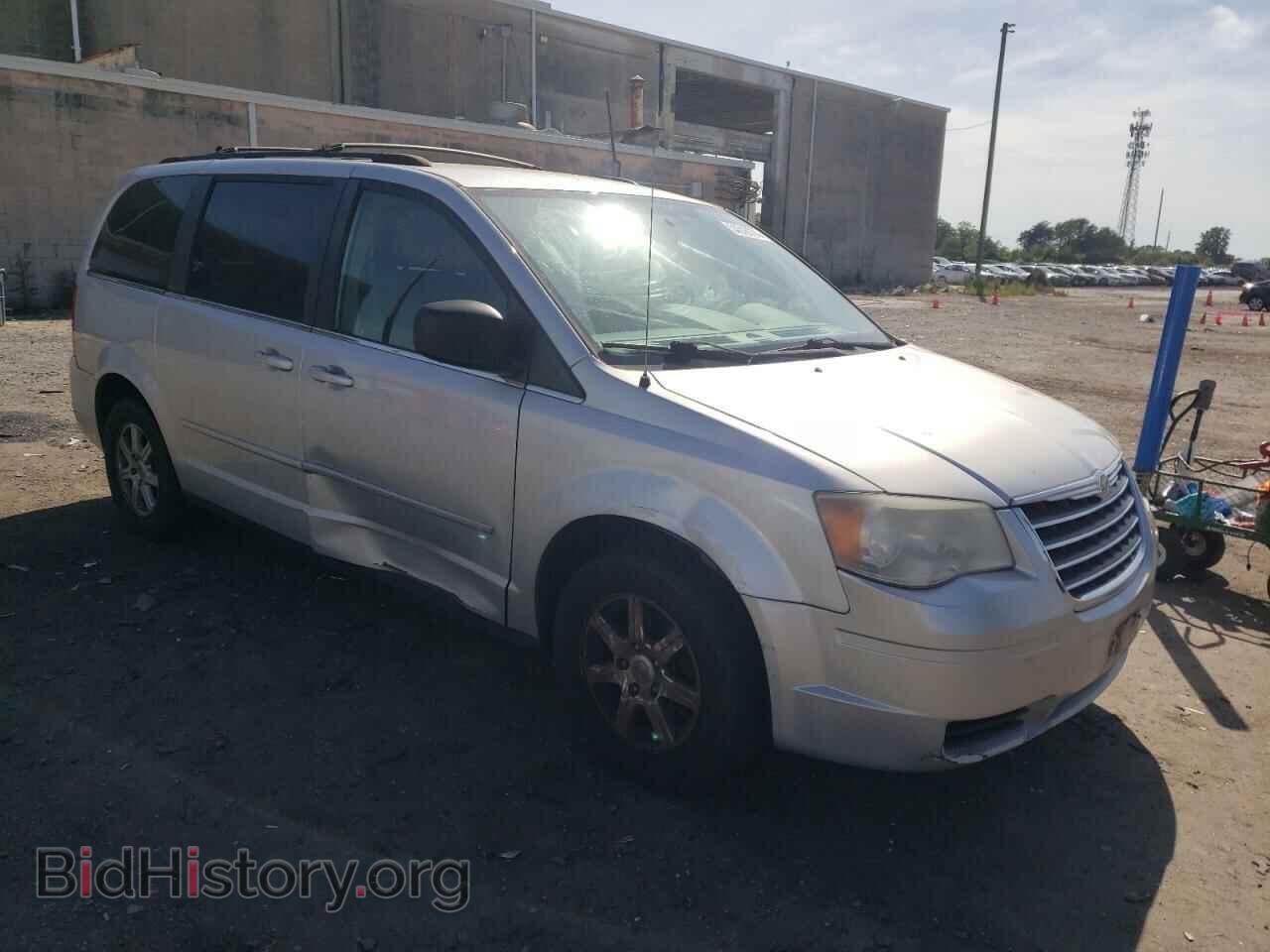 2010 CHRYSLER MINIVAN - VIN: 2A4RR2D14AR329961 - Photo 4