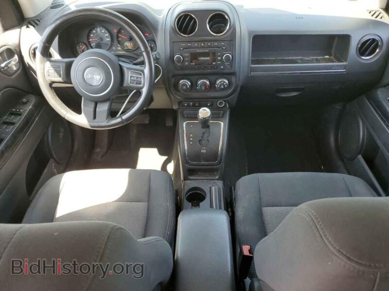 2012 Jeep COMPASS (VIN 1C4NJDEB2CD575170) — фото 8 из 13