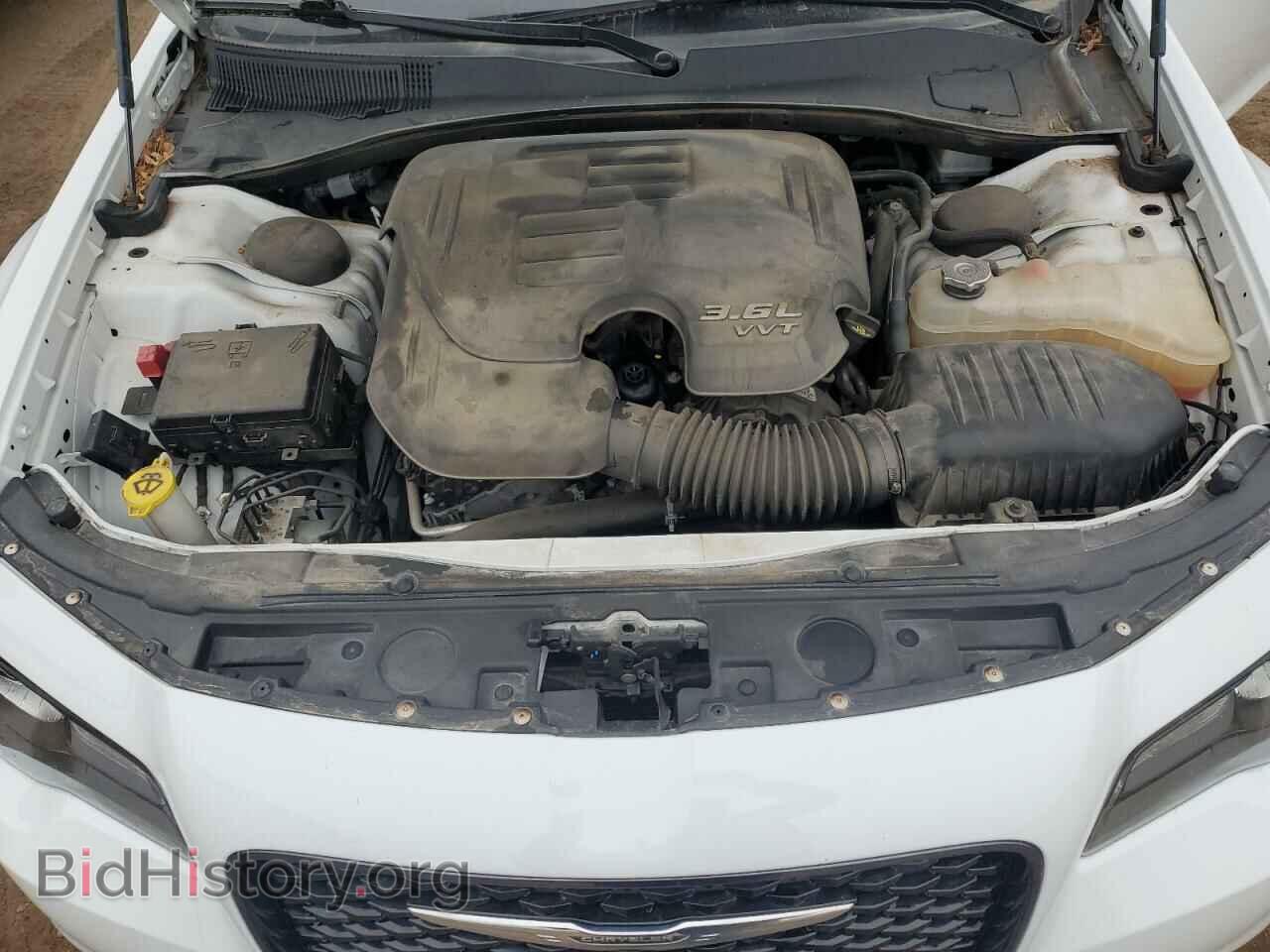 2019 CHRYSLER 300 - VIN: 2C3CCAGG7KH701361 - Photo 11