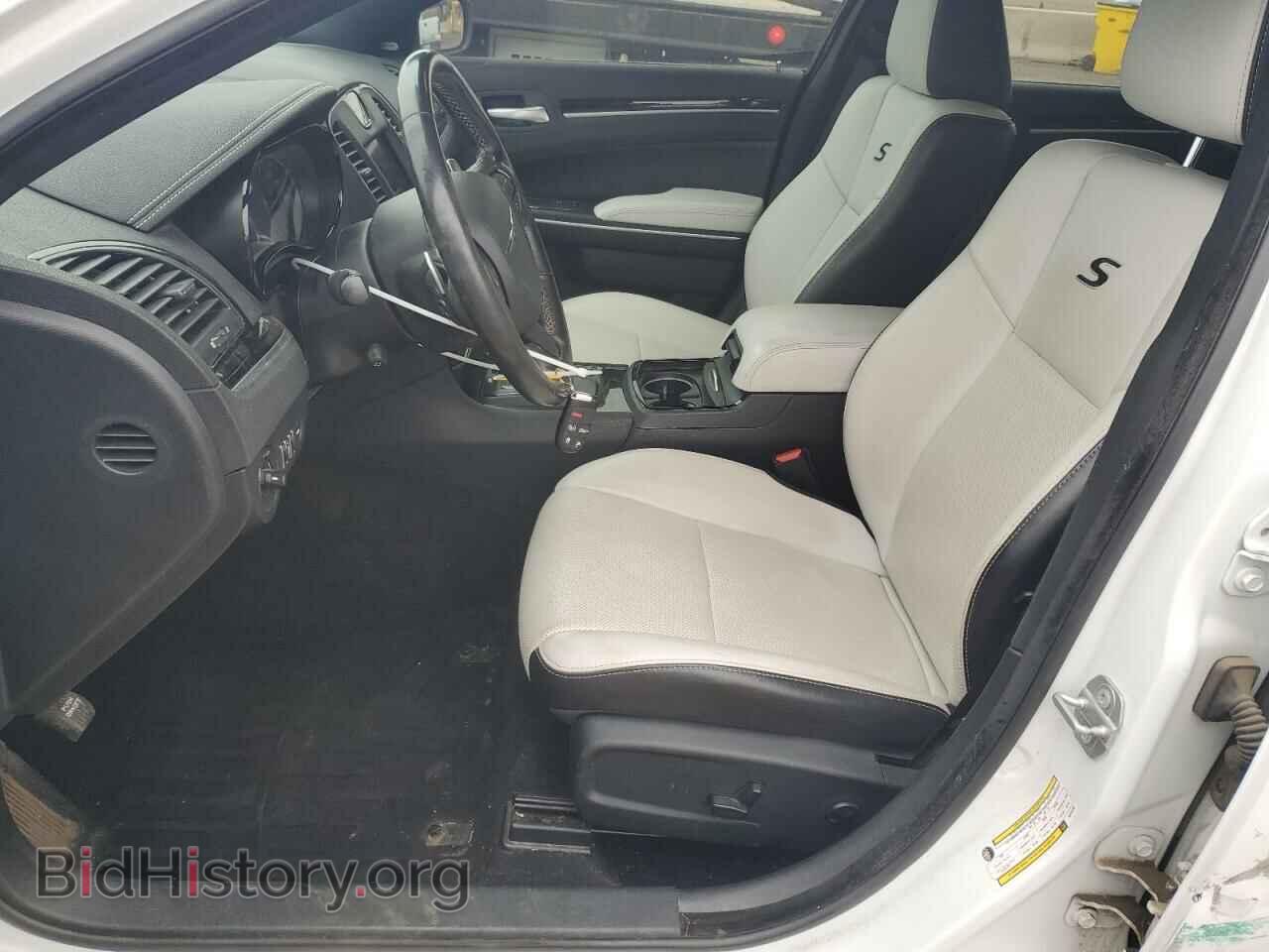 2019 CHRYSLER 300 - VIN: 2C3CCAGG7KH701361 - Photo 7
