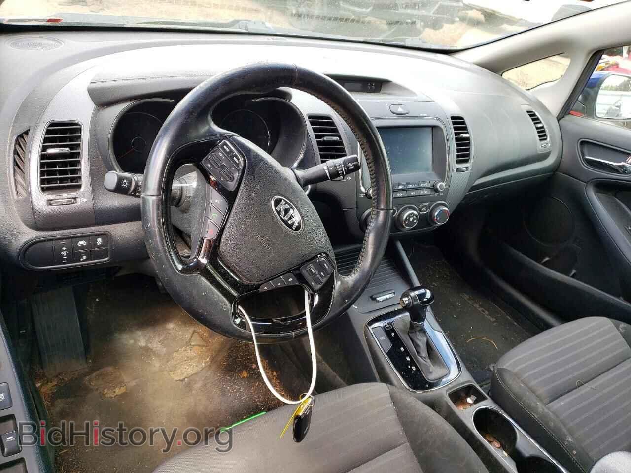 2017 KIA FORTE - VIN: 3KPFL4A74HE010733 - Photo 8