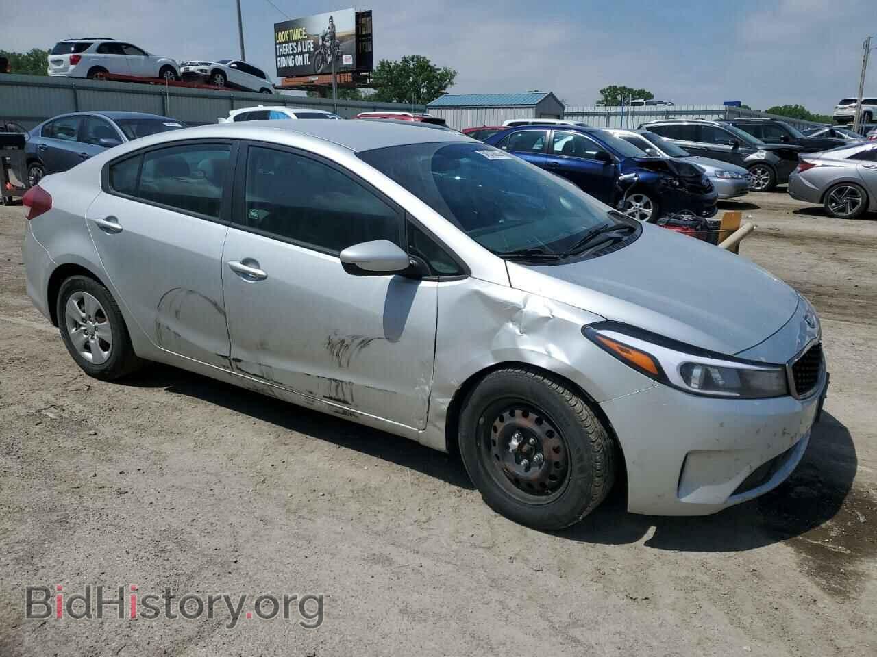 2017 KIA FORTE - VIN: 3KPFL4A72HE049031 - Фото 4