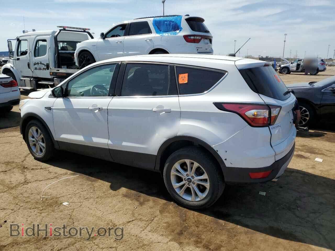 2017 FORD ESCAPE - VIN: 1FMCU0GD5HUE90770 - Фото 2