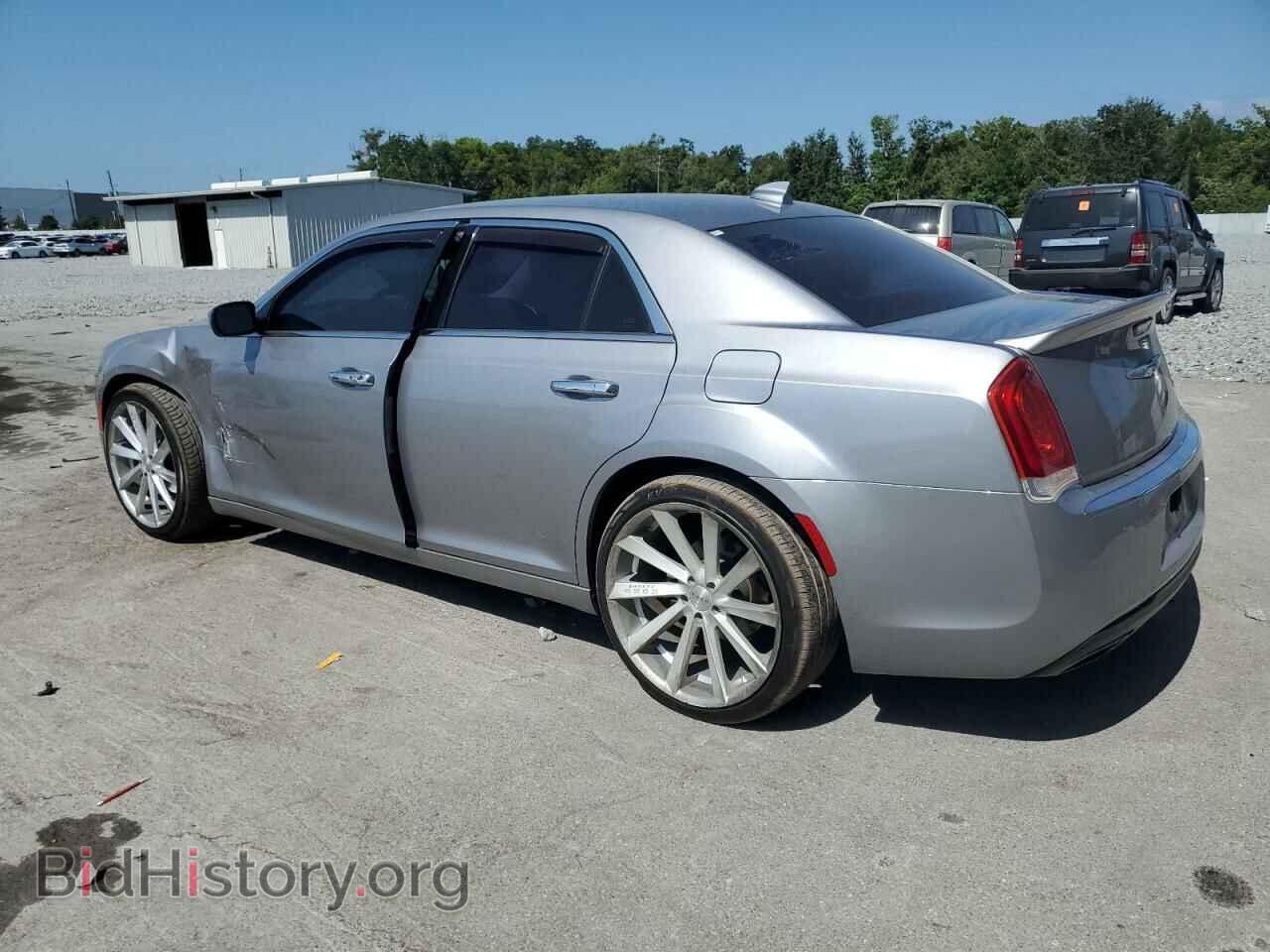 2017 CHRYSLER 300 - VIN: 2C3CCAAG7HH662028 - Фото 2