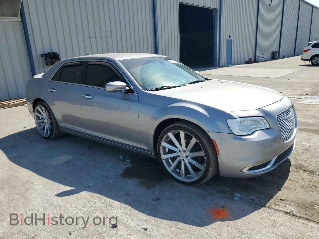 2017 CHRYSLER 300 - VIN: 2C3CCAAG7HH662028 - Фото 4