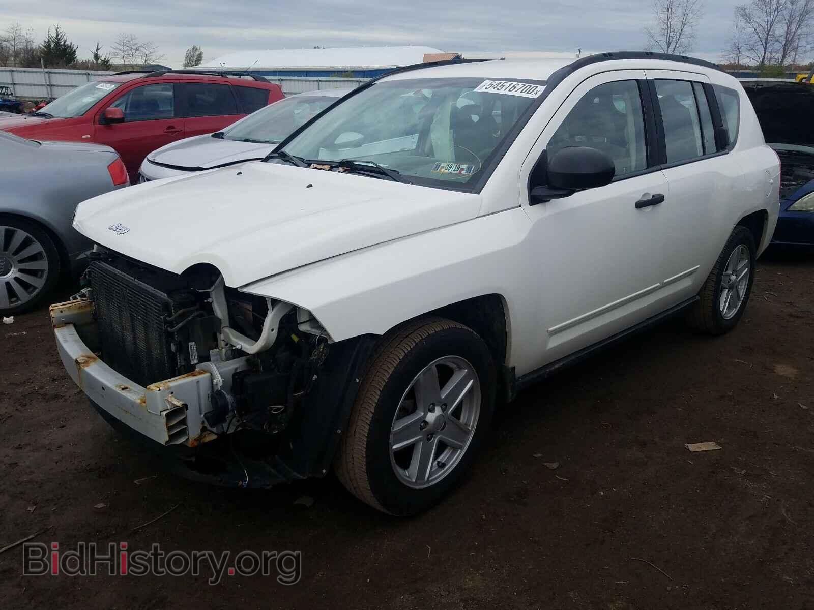 2008 JEEP COMPASS - VIN: 1J8FF47WX8D686989 - Photo 2