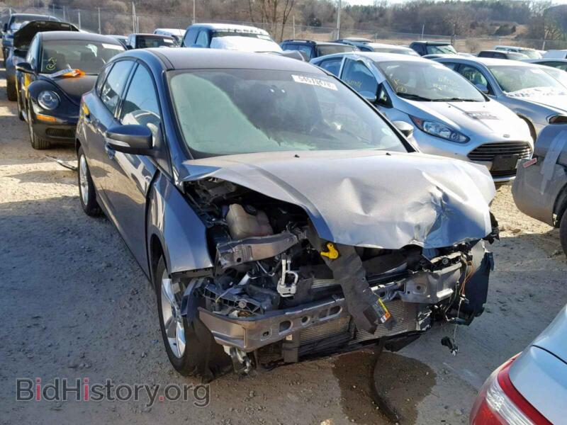 2013 Ford FOCUS Focus SE (VIN 1FADP3K24DL177433) — фото 1 из 10, Copart, повреждение: передняя часть