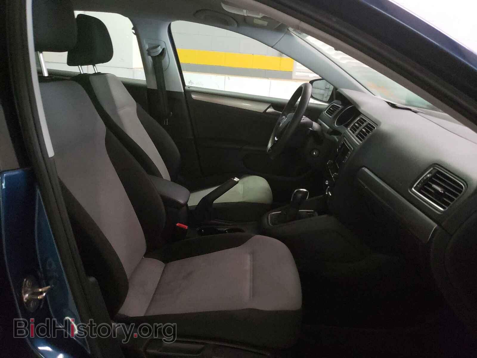 2017 VOLKSWAGEN JETTA - VIN: 3VW2B7AJ5HM375519 - Фото 5