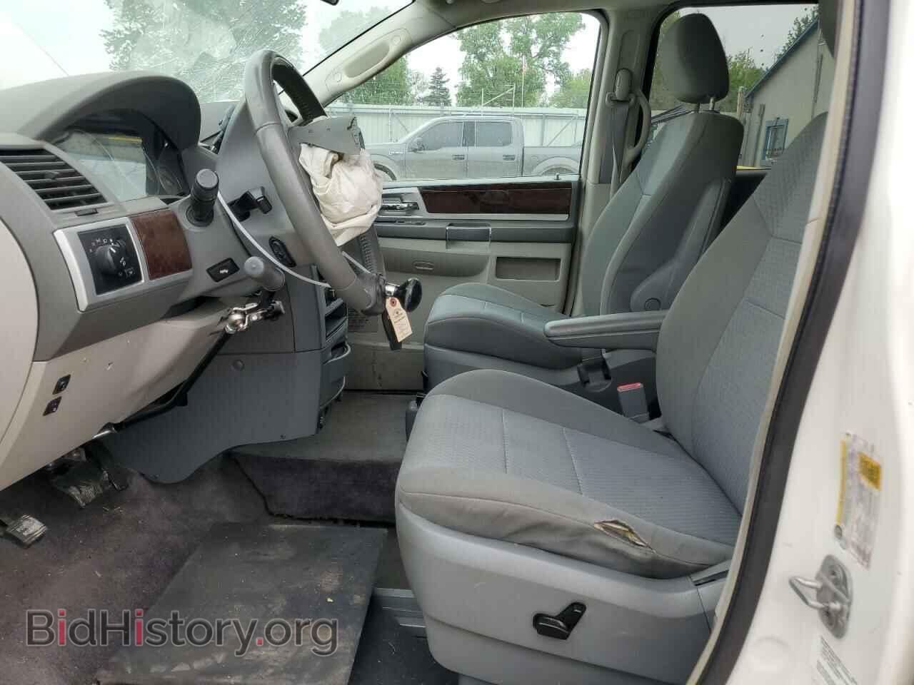 2010 CHRYSLER MINIVAN - VIN: 2A4RR5D16AR245691 - Фото 7