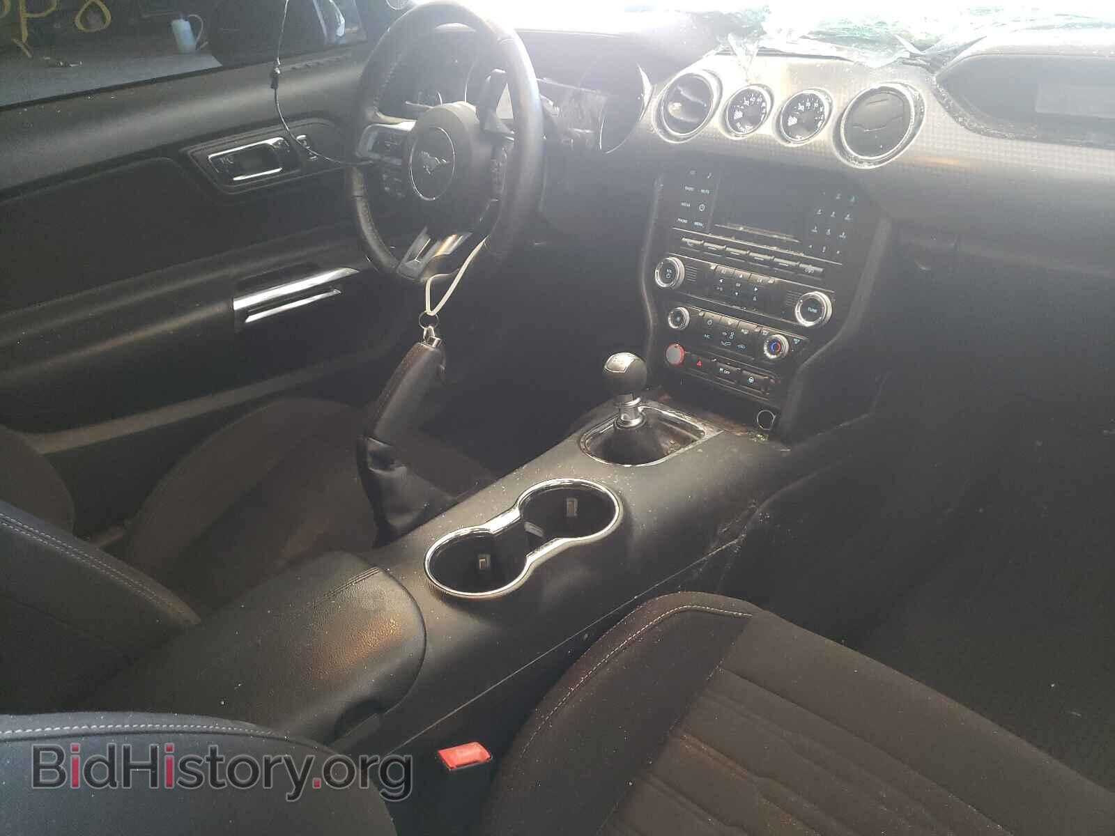 2016 FORD MUSTANG - VIN: 1FA6P8CF0G5236199 - Фото 9