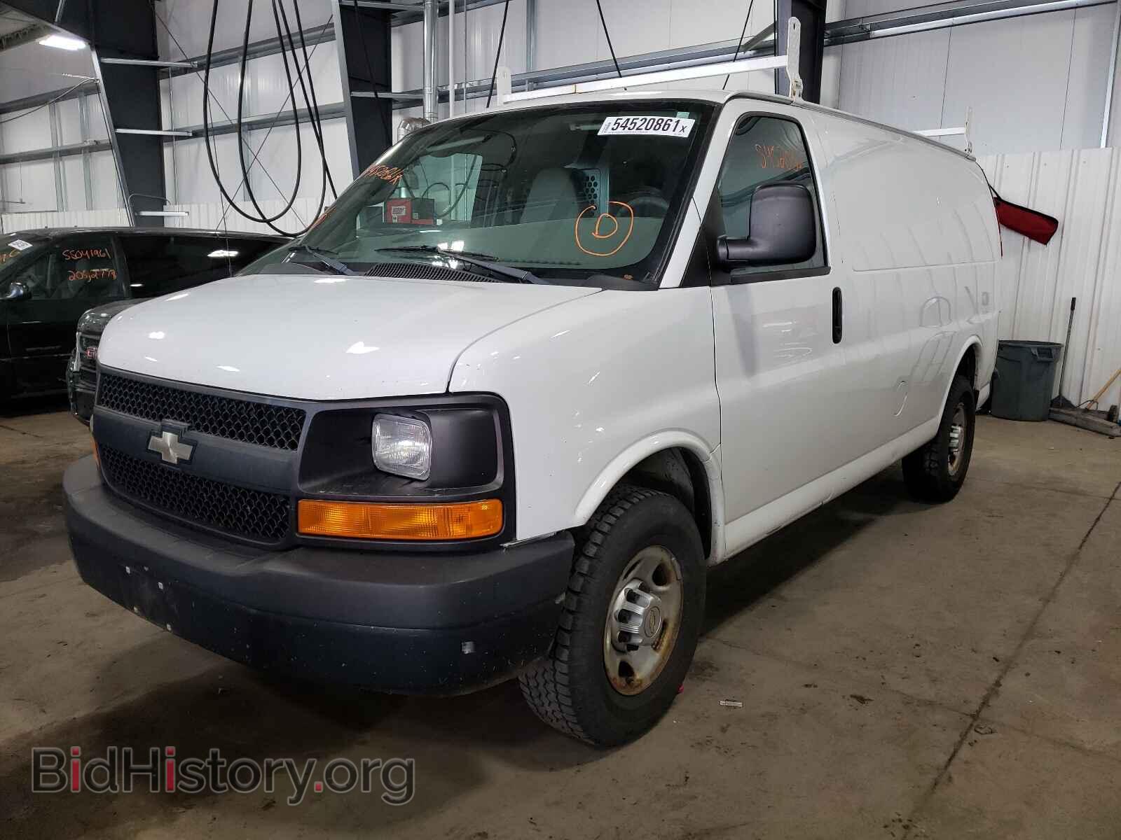 2011 CHEVROLET EXPRESS - VIN: 1GCWGFBA1B1138352 - Фото 2