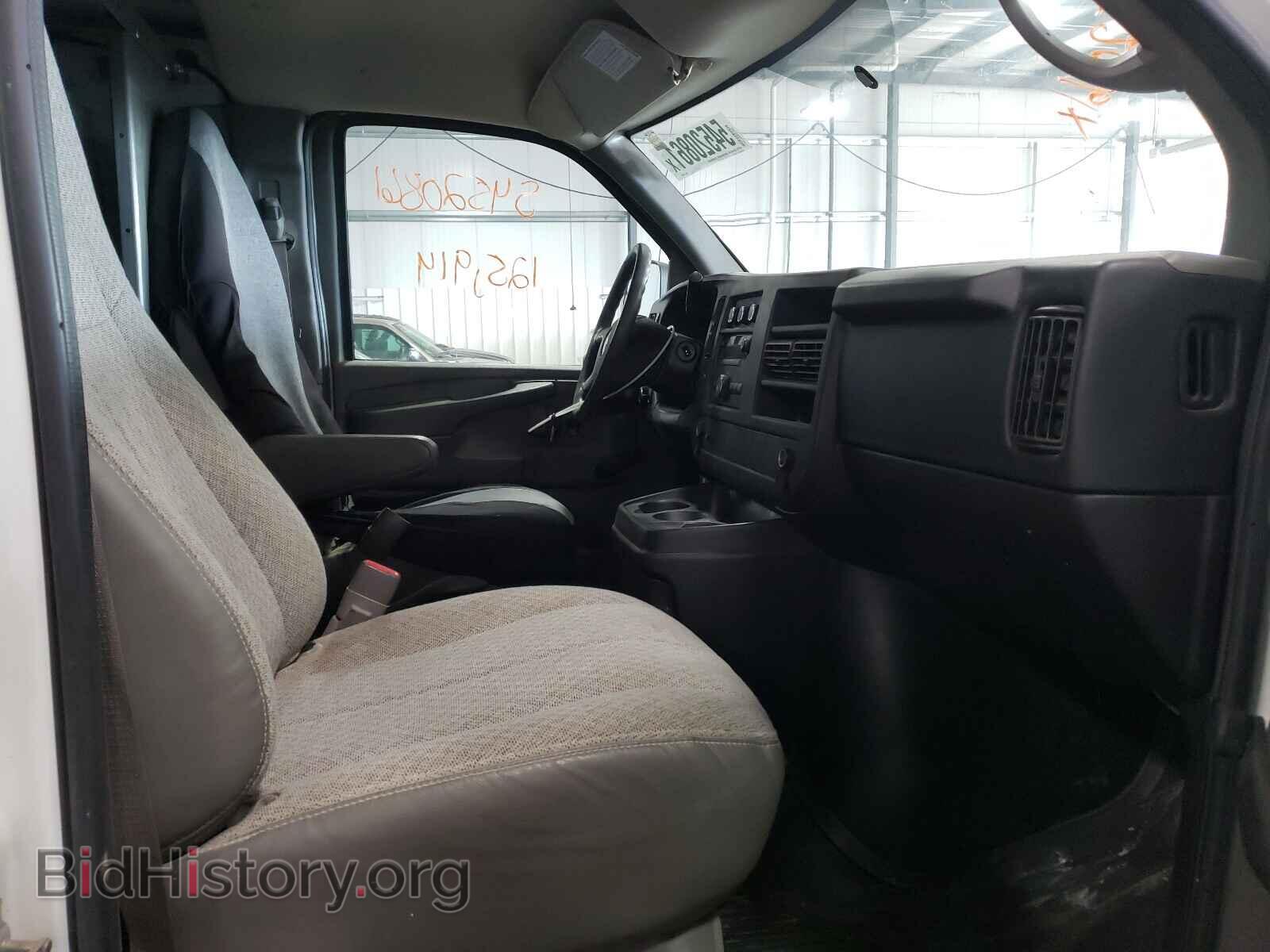 2011 CHEVROLET EXPRESS - VIN: 1GCWGFBA1B1138352 - Фото 5