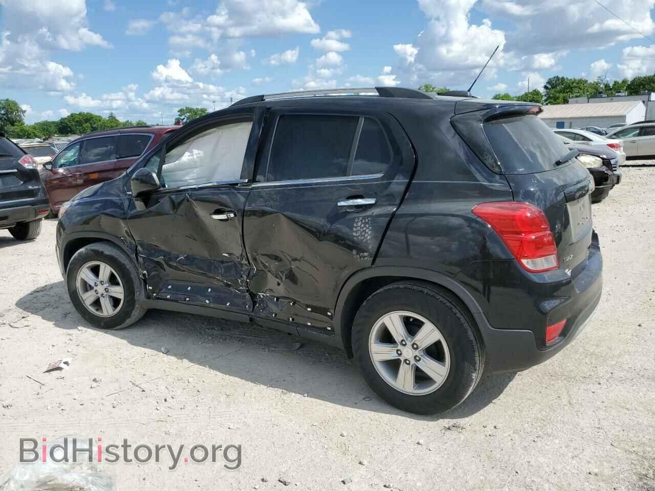 2019 CHEVROLET TRAX - VIN: 3GNCJLSB3KL238593 - Photo 2