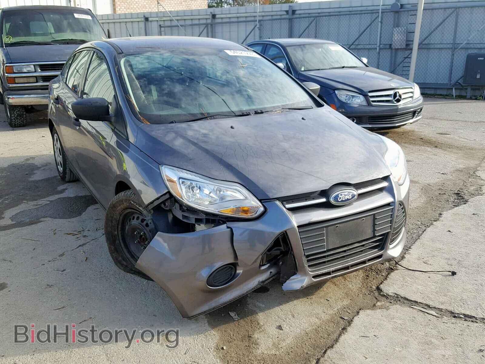 Photo 1FAHP3E21CL282183 - FORD FOCUS 2012