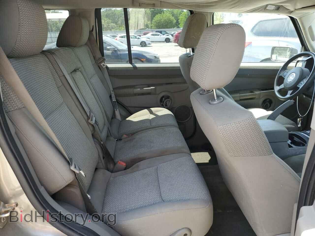 2006 JEEP COMMANDER - VIN: 1J8HG48N06C274675 - Photo 11