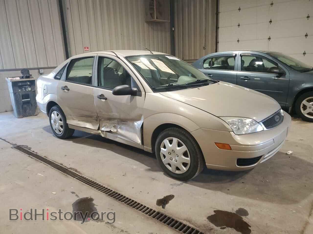 2007 FORD FOCUS - VIN: 1FAFP34N27W215504 - Фото 4