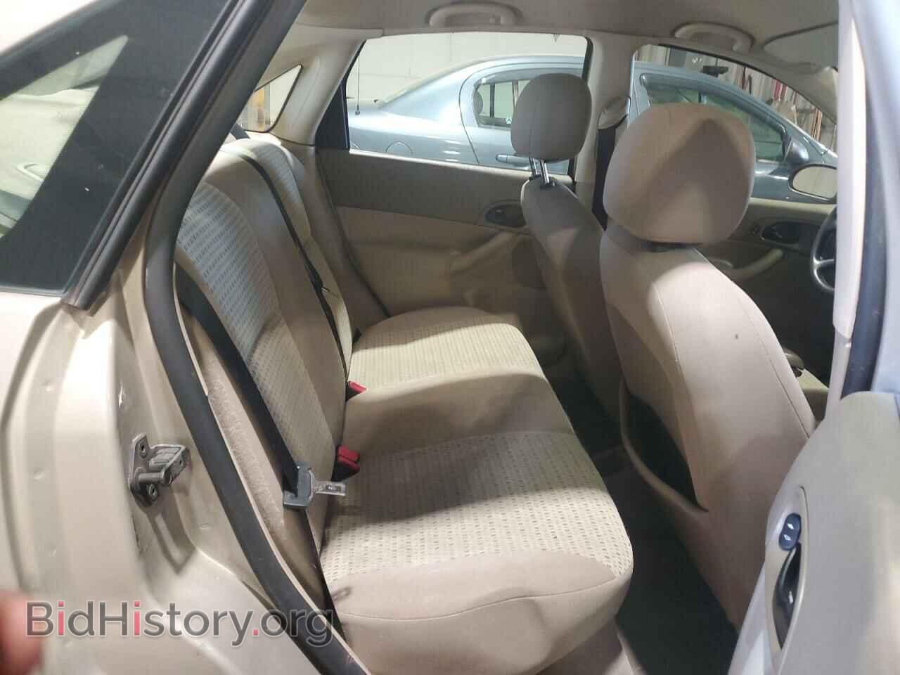 2007 FORD FOCUS - VIN: 1FAFP34N27W215504 - Фото 10