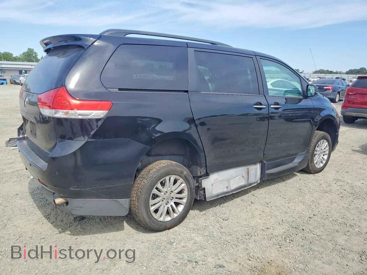 2013 TOYOTA SIENNA - VIN: 5TDYK3DC8DS389511 - Фото 3