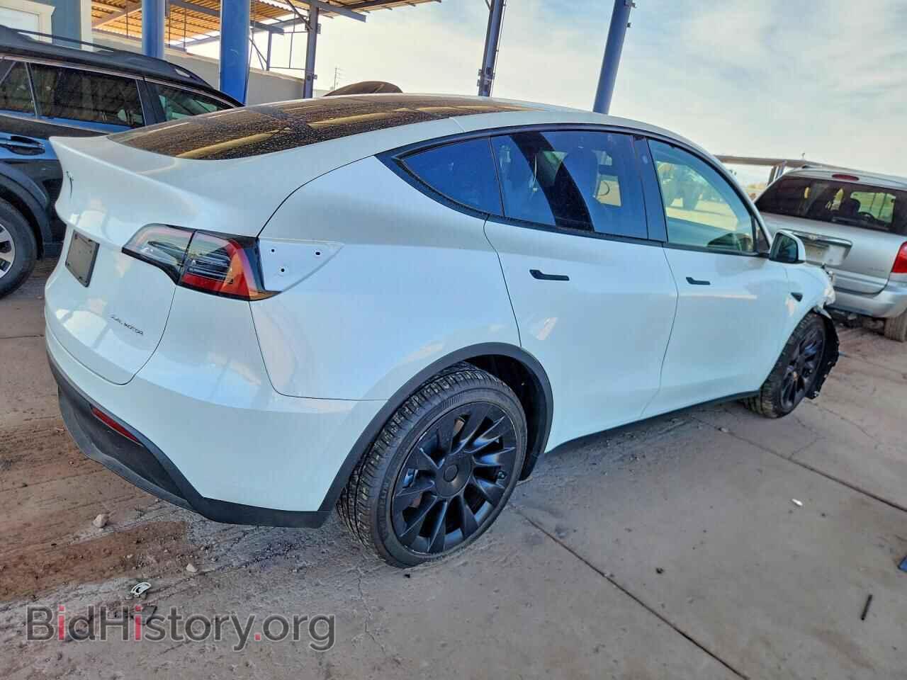 2023 TESLA MODEL Y - VIN: 7SAYGDEE3PF675916 - Photo 3