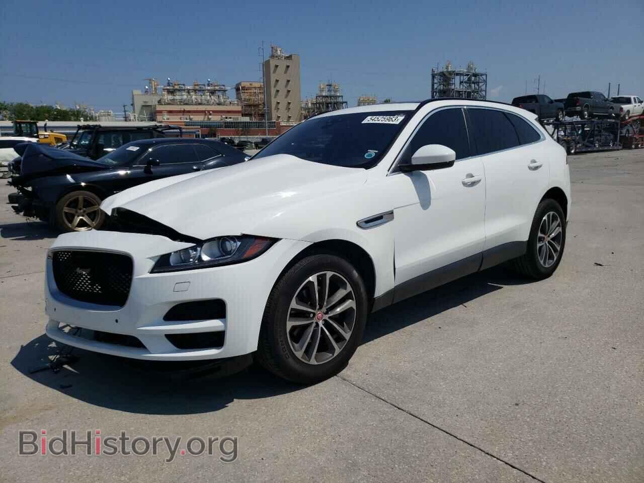 Фотография SADCJ2FX0KA395261 - JAGUAR F-PACE 2019