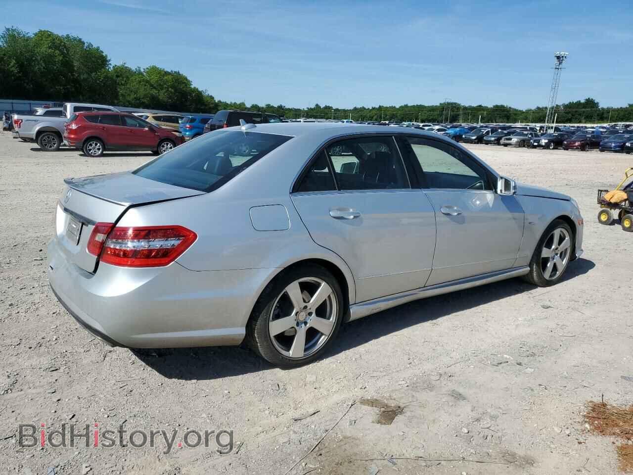 2012 MERCEDES-BENZ E-CLASS - VIN: WDDHF5KB8CA616076 - Фото 3