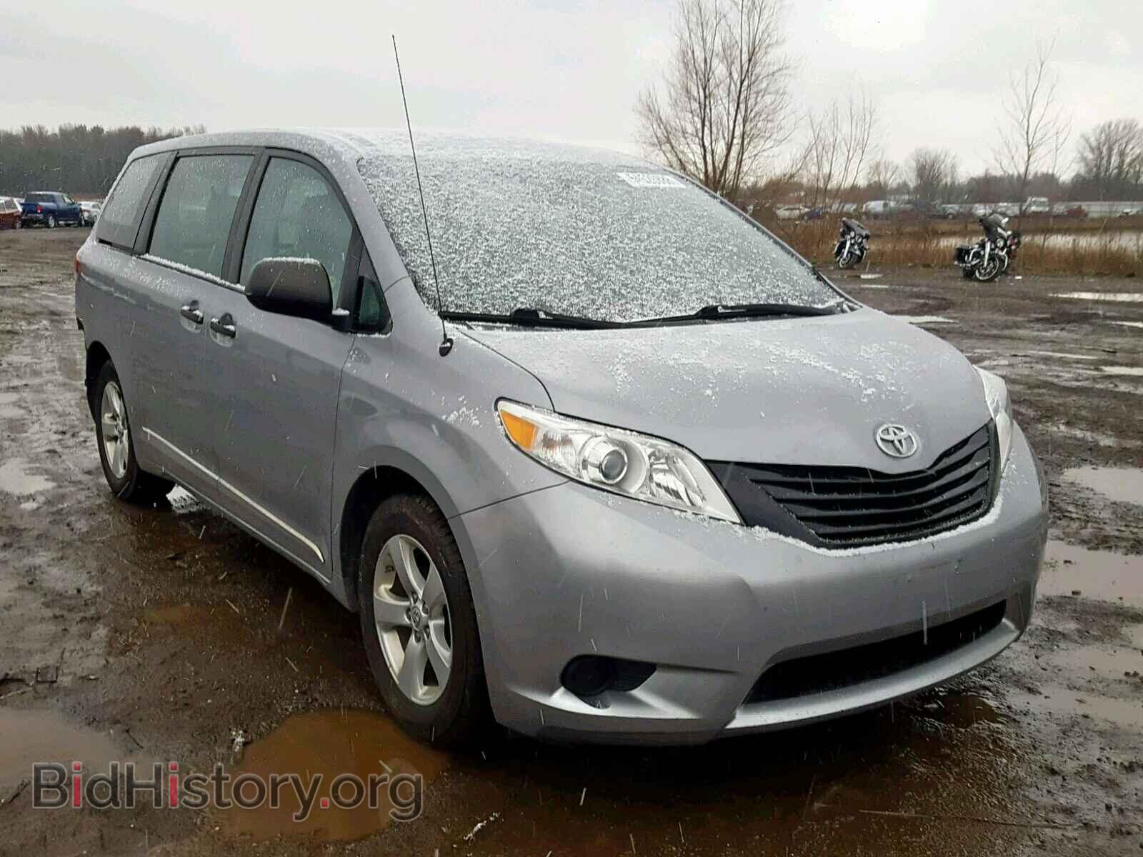 Photo 5TDZK3DC5DS350024 - TOYOTA SIENNA BAS 2013