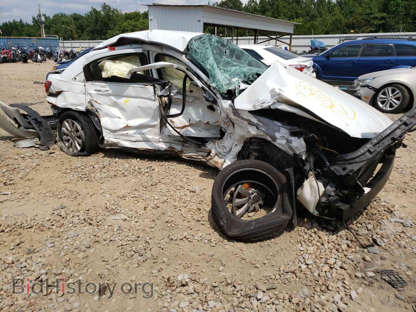 2013 CHRYSLER 200 - VIN: 1C3CCBBG8DN635359 - Фото 9