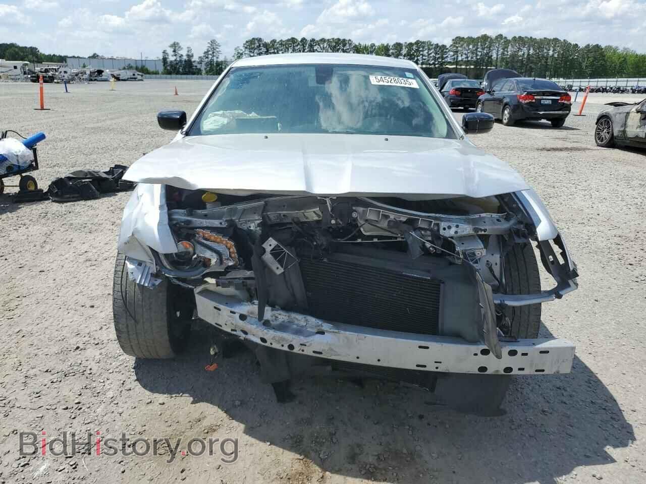 2019 CHRYSLER 300 - VIN: 2C3CCAAGXKH723055 - Фото 5
