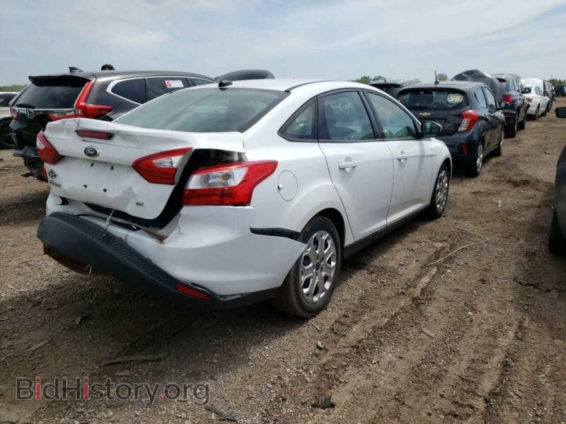 2012 Ford FOCUS (VIN 1FAHP3F24CL272584) — photo 3 of 12