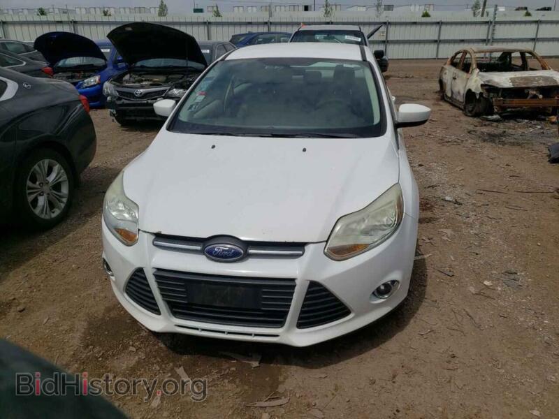 2012 Ford FOCUS (VIN 1FAHP3F24CL272584) — photo 5 of 12