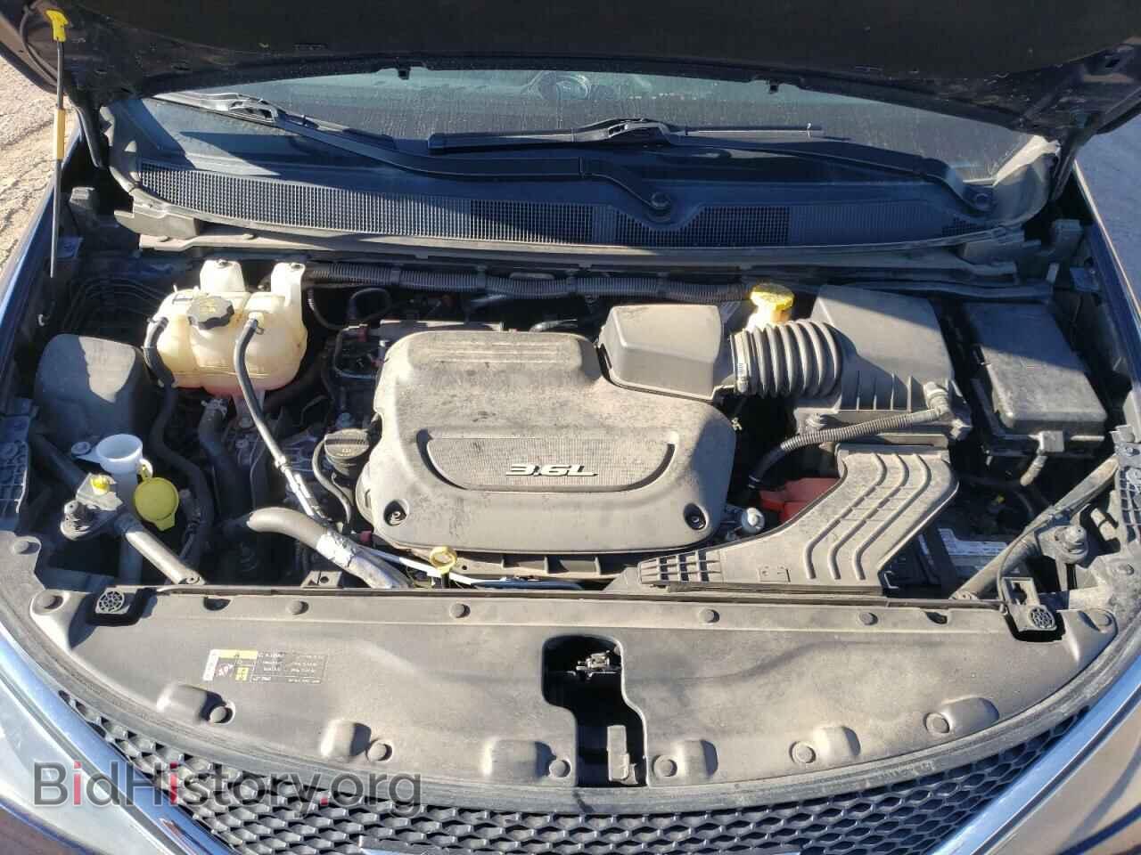 2017 CHRYSLER PACIFICA - VIN: 2C4RC1DGXHR565580 - Photo 7